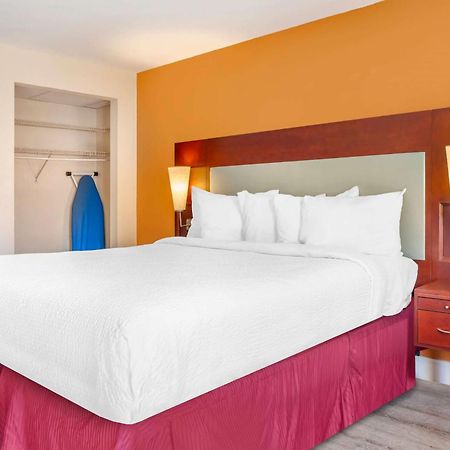 Days Inn & Suites By Wyndham Rocky Mount Golden East Kültér fotó