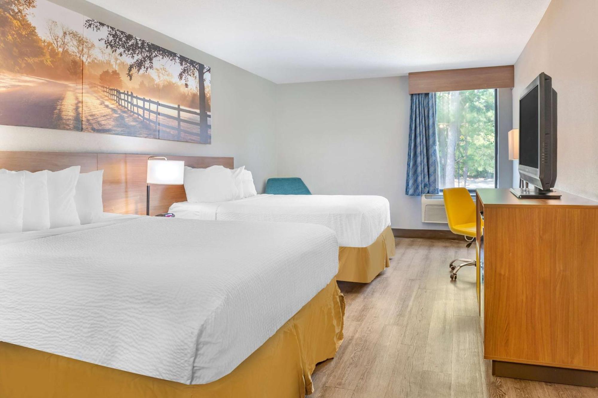 Days Inn & Suites By Wyndham Rocky Mount Golden East Kültér fotó