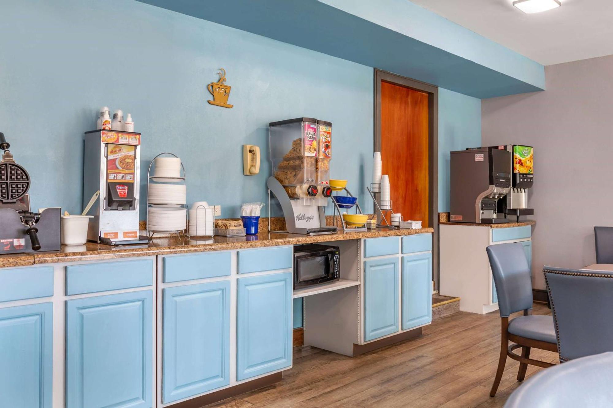 Days Inn & Suites By Wyndham Rocky Mount Golden East Kültér fotó