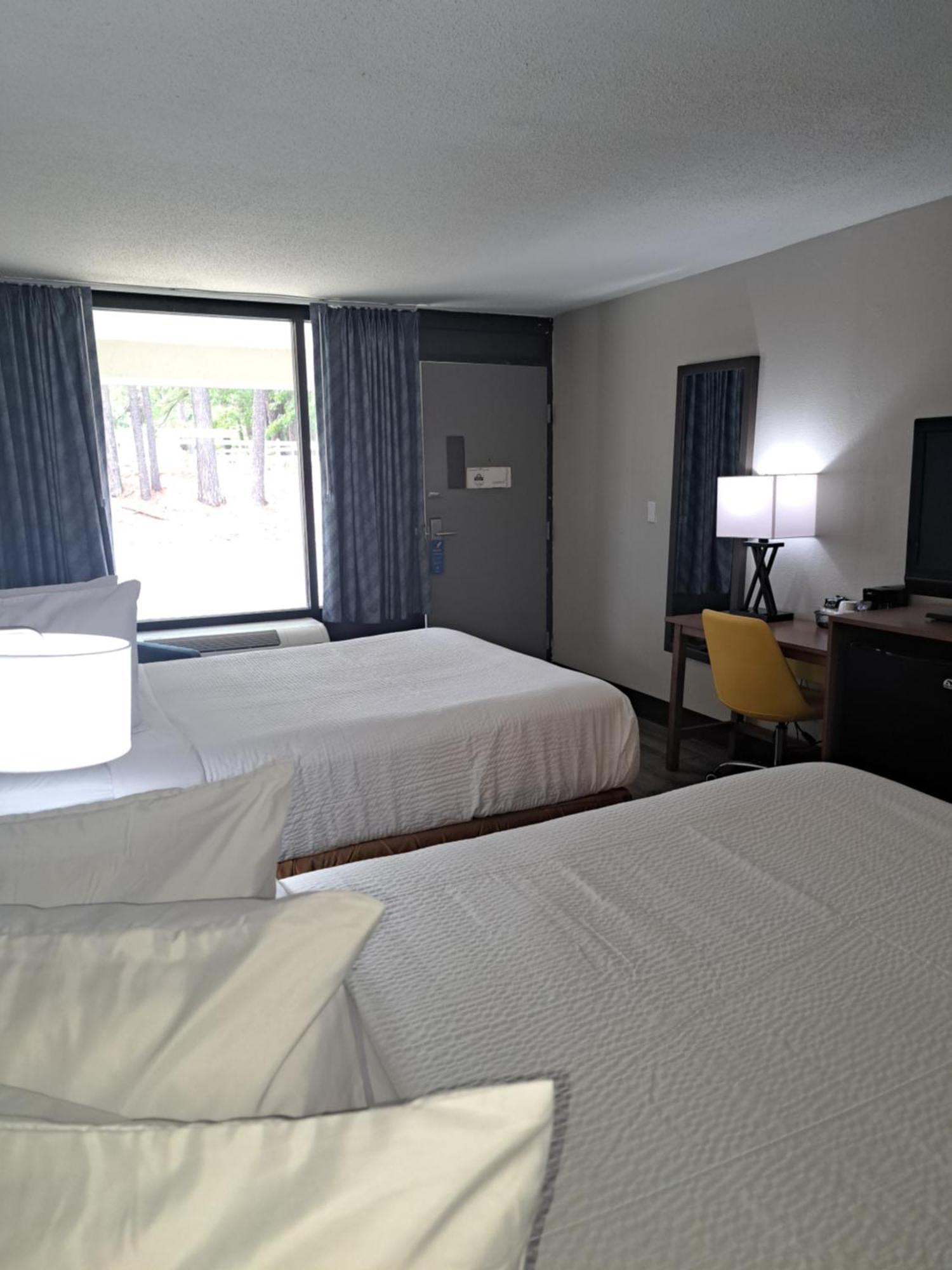 Days Inn & Suites By Wyndham Rocky Mount Golden East Kültér fotó